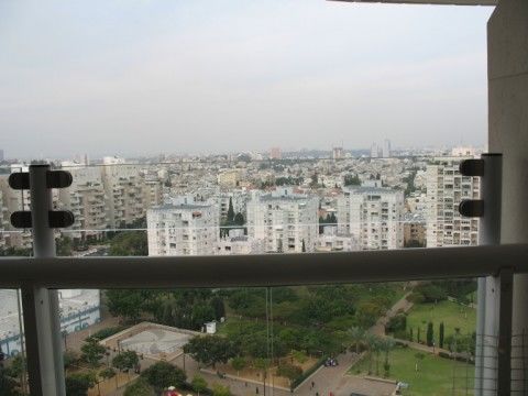 סורגים - הגבהת מעקה מרפסת מזכוכית - הגבהת מעקה מרפסת מזכוכית